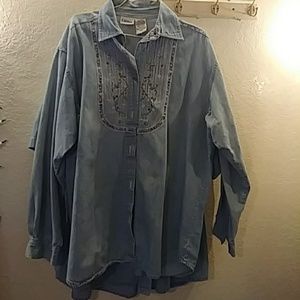 Capacity Embroidered Chambray Top